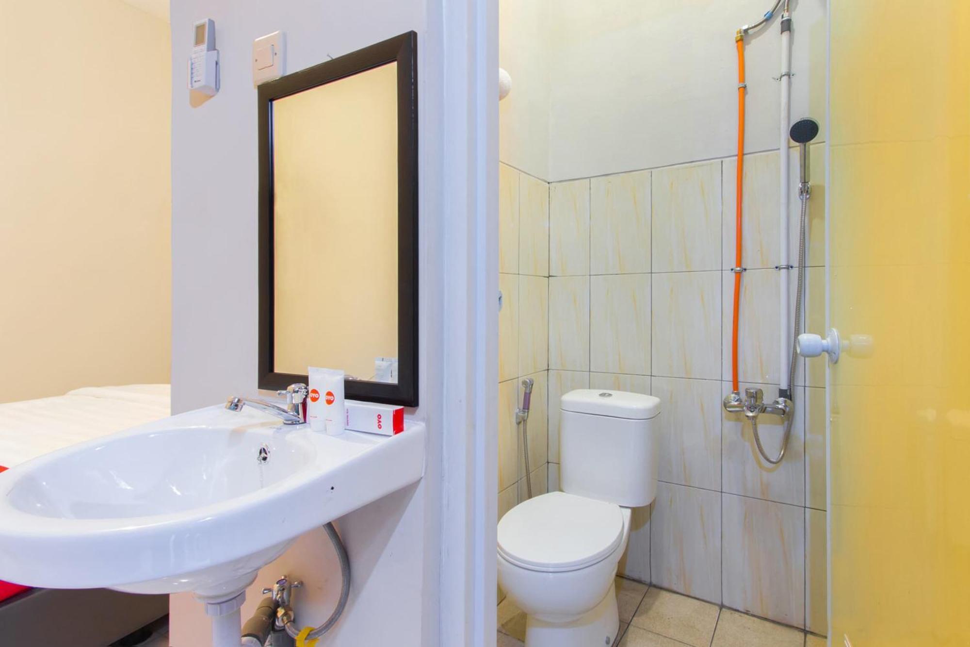 Oyo 1718 Homestay Wak Gobenk Salakan Exterior photo